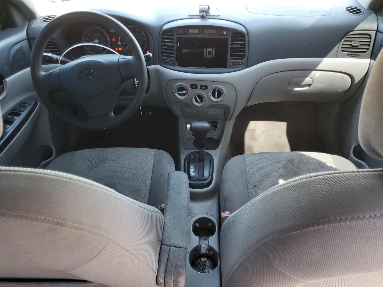 2006 Hyundai Accent Gls VIN: KMHCN46CX6U056645 Lot: 84953465