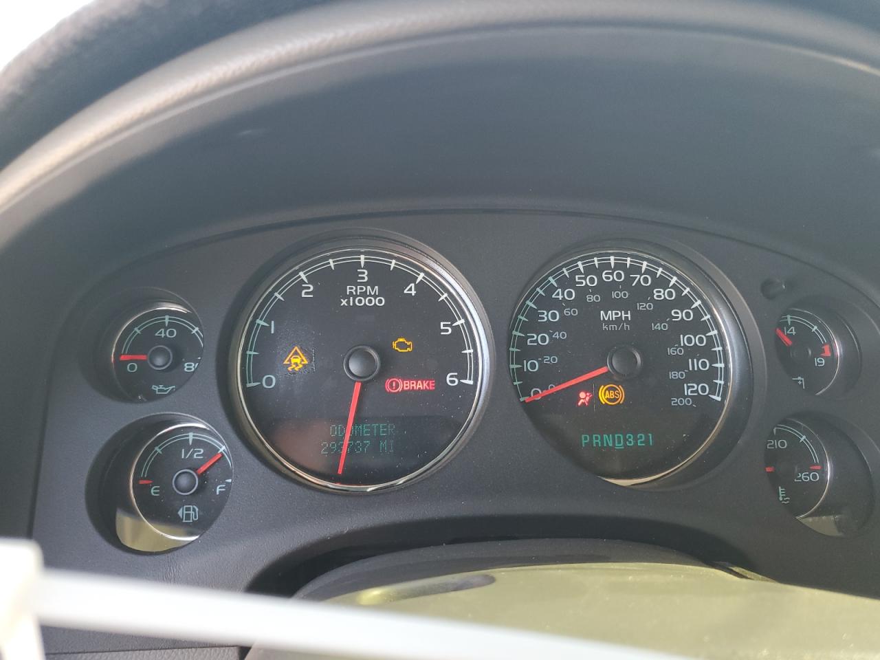 2007 GMC Yukon VIN: 1GKFC130X7J330997 Lot: 89466675