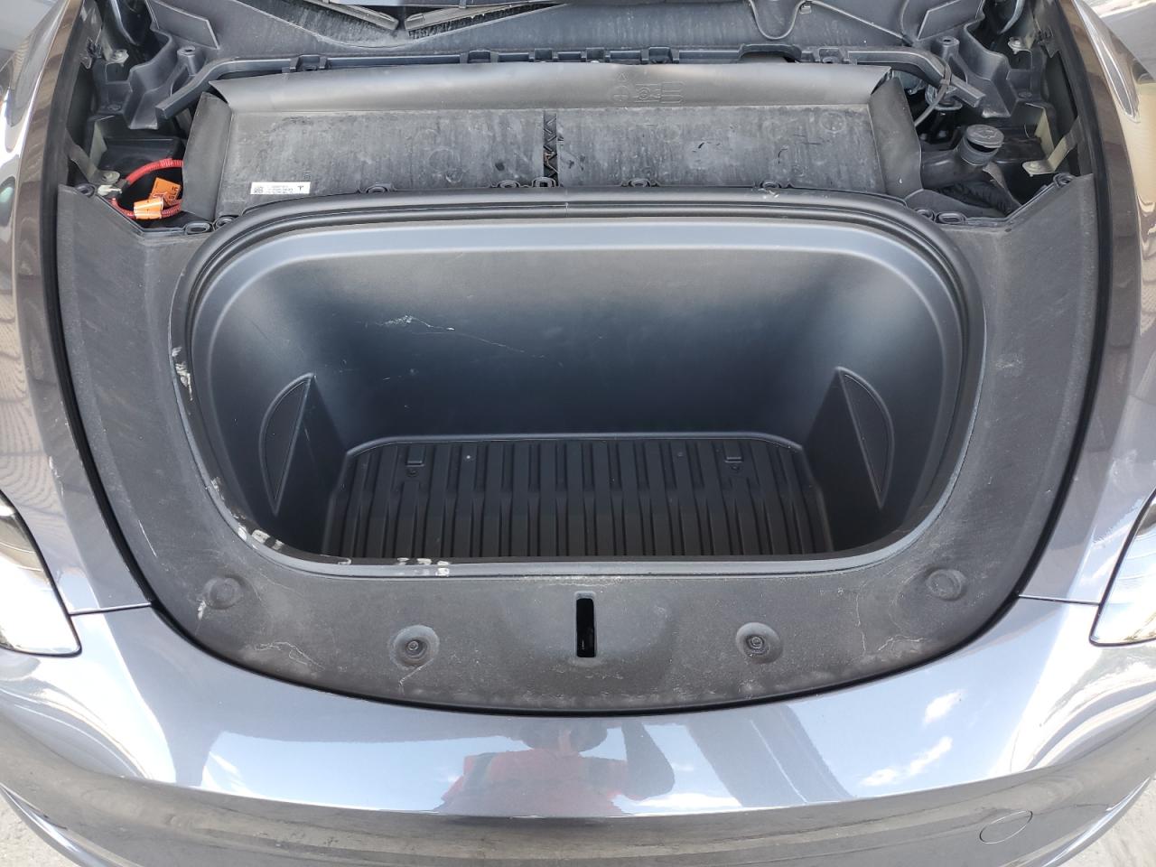 2023 Tesla Model Y VIN: 7SAYGDEE6PF866603 Lot: 90666525