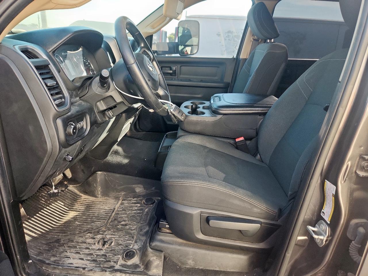 2020 Ram 3500 Tradesman VIN: 3C63RRGL3LG246927 Lot: 82273595