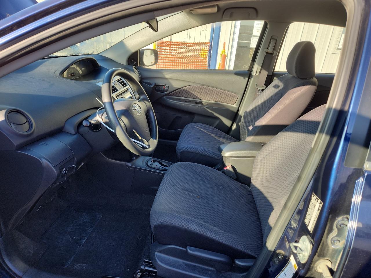 2008 Toyota Yaris VIN: JTDBT923384030559 Lot: 90581415