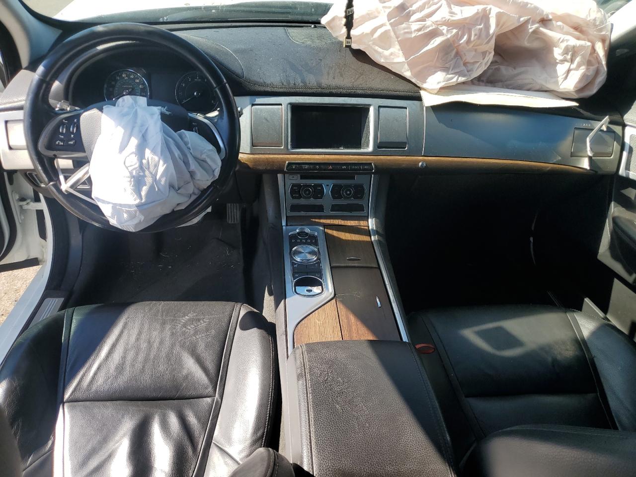 2014 Jaguar Xf VIN: SAJWA0ES5EPU29779 Lot: 81912005