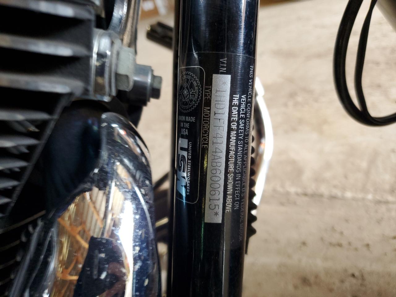 2010 Harley-Davidson Flhtc VIN: 1HD1FF414AB600615 Lot: 85412805