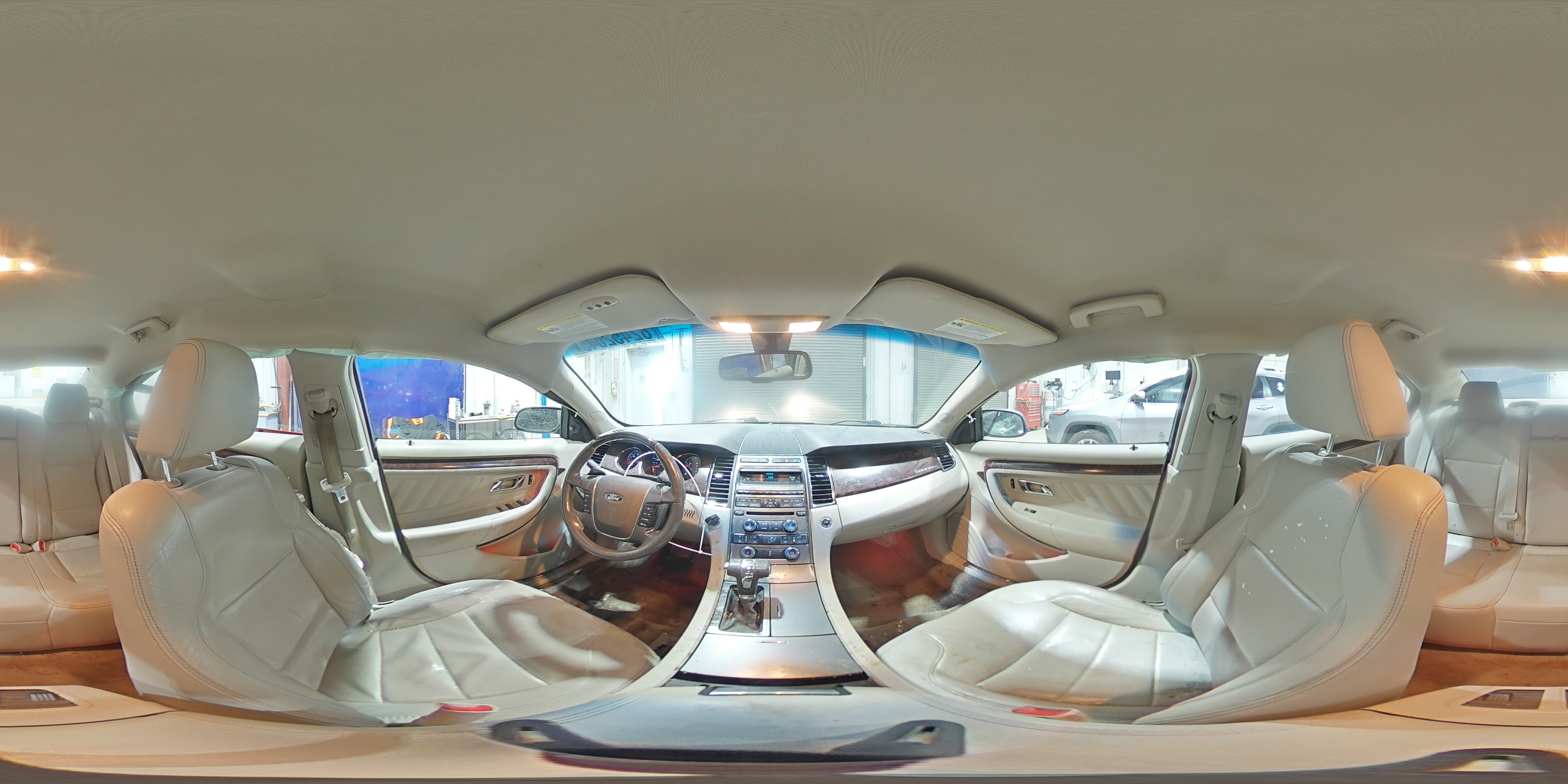 2011 Ford Taurus Limited VIN: 1FAHP2FW9BG173828 Lot: 82452545