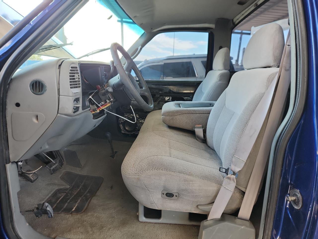1998 Chevrolet Gmt-400 K1500 VIN: 1GCEK14R2WZ110406 Lot: 84933525