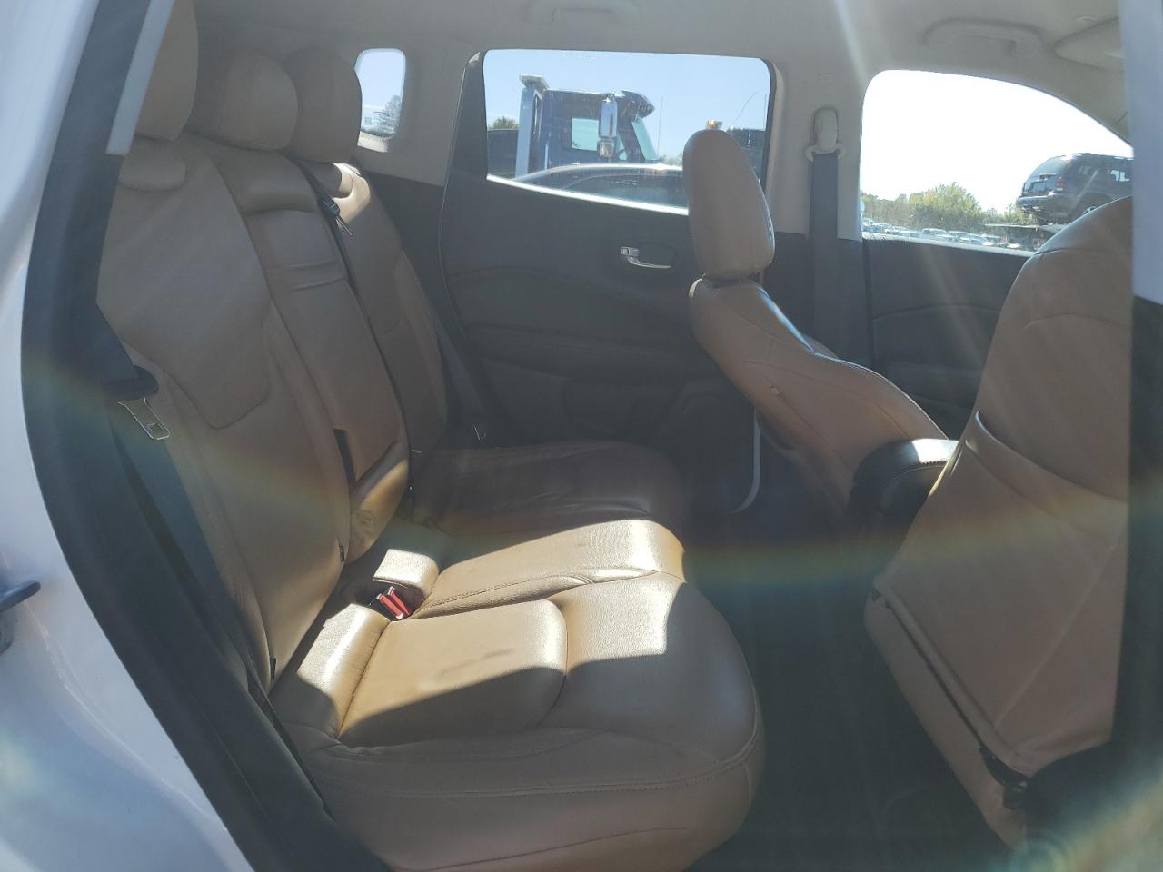 2018 Jeep Compass Sport VIN: 3C4NJCABXJT286089 Lot: 87289105