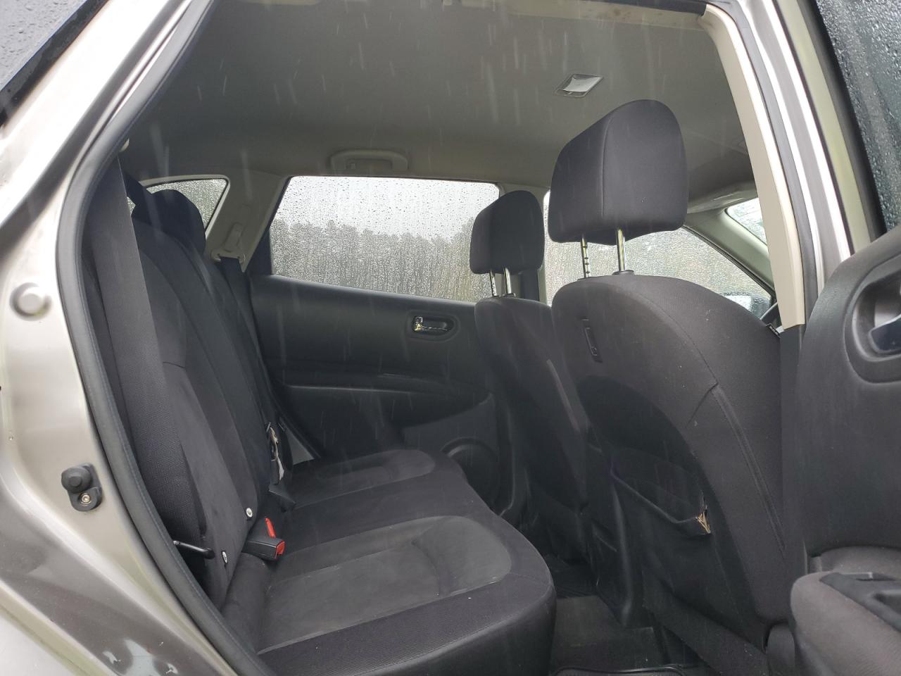 2010 Nissan Rogue S VIN: JN8AS5MV6AW100124 Lot: 86512415