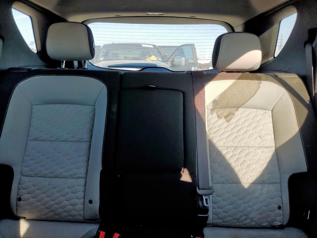 2018 Chevrolet Equinox Ls VIN: 2GNAXHEV6J6337226 Lot: 86482435