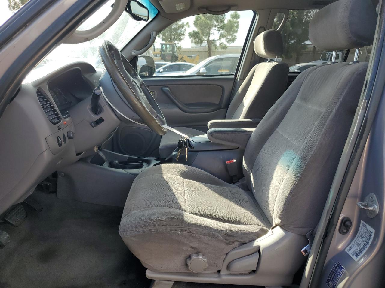 2002 Toyota Sequoia Sr5 VIN: 5TDBT44A02S059298 Lot: 85163545