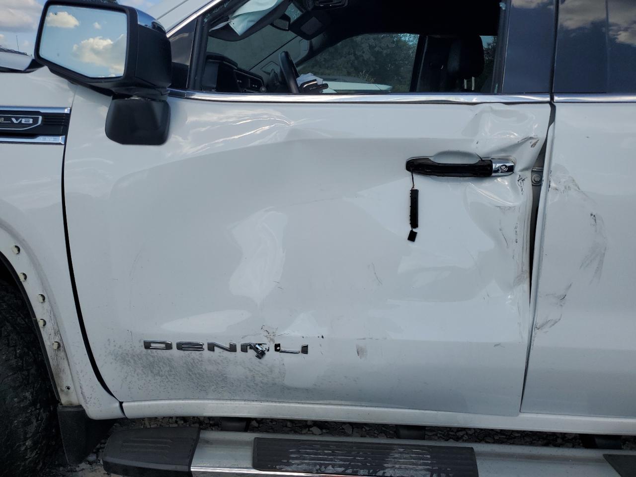 2022 GMC Sierra K1500 Denali VIN: 3GTUUGED2NG655158 Lot: 84878685