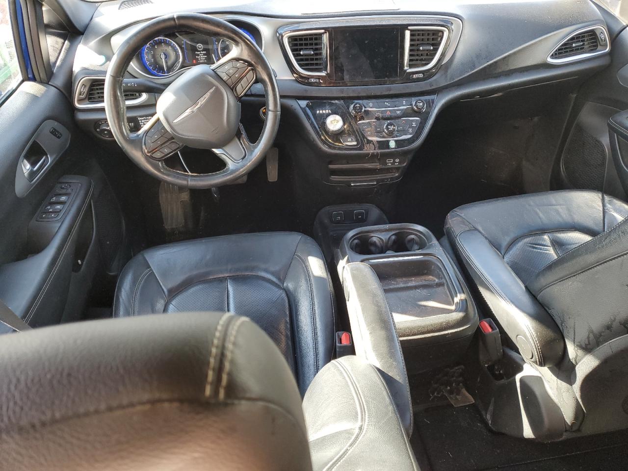 2020 Chrysler Pacifica Touring L VIN: 2C4RC1BG1LR128725 Lot: 90982645