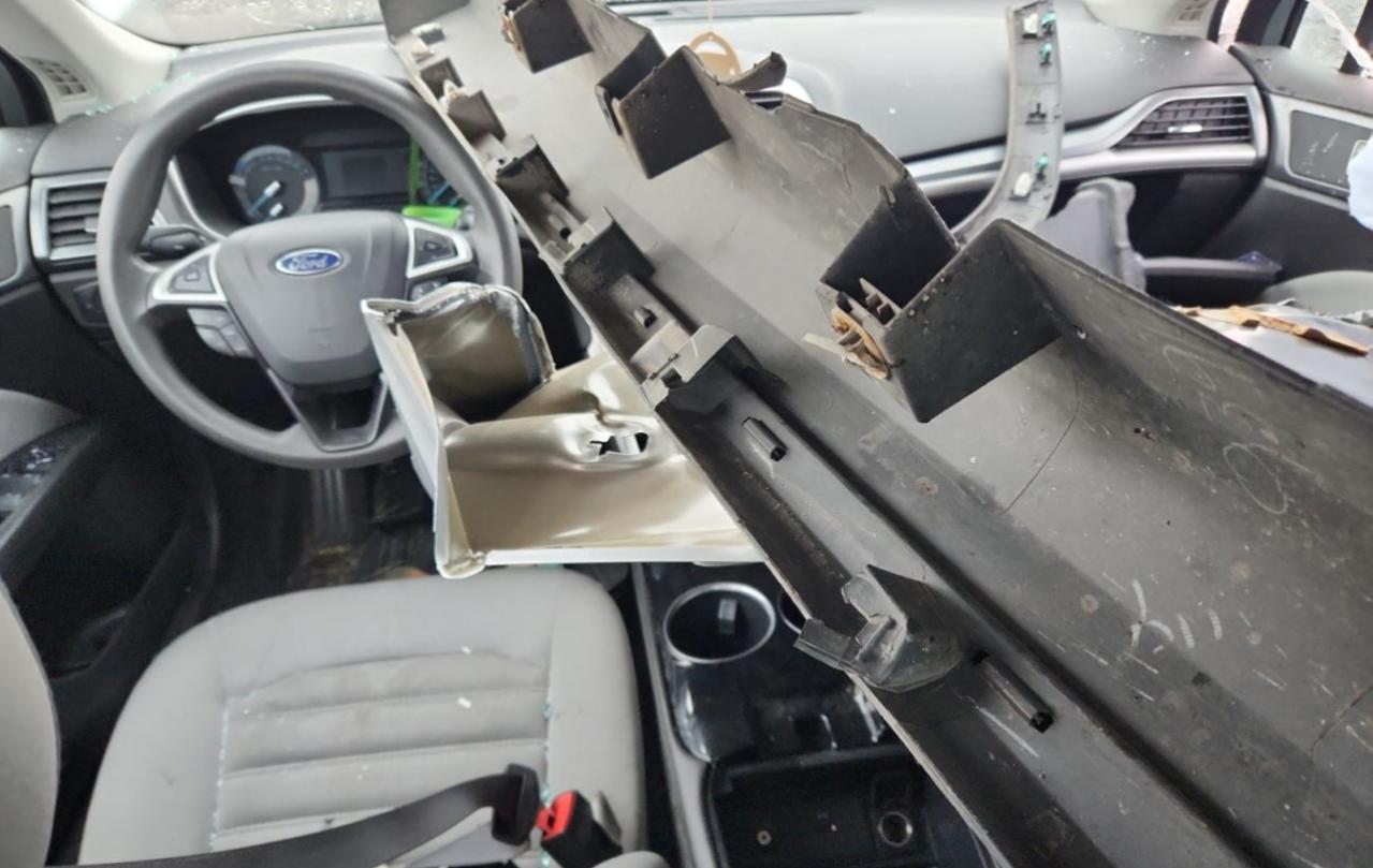 2013 Ford Fusion S VIN: 3FA6P0G7XDR340423 Lot: 85686205