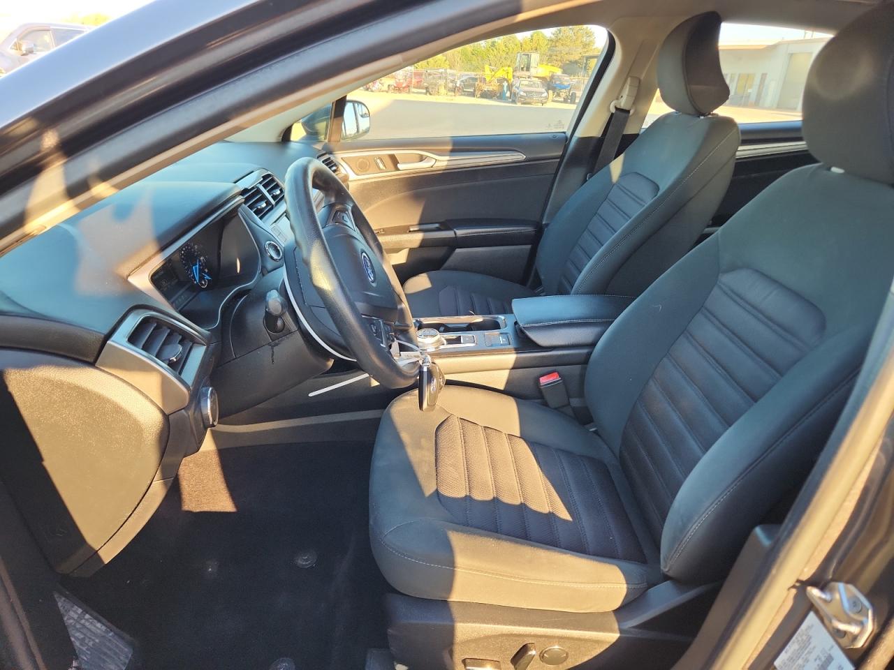 2017 Ford Fusion Se VIN: 3FA6P0H7XHR175042 Lot: 86600045