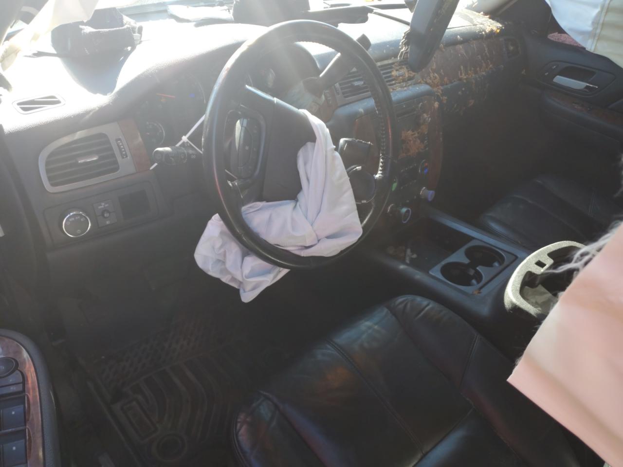 2008 Chevrolet Tahoe C1500 VIN: 1GNFC13038J212357 Lot: 90070385