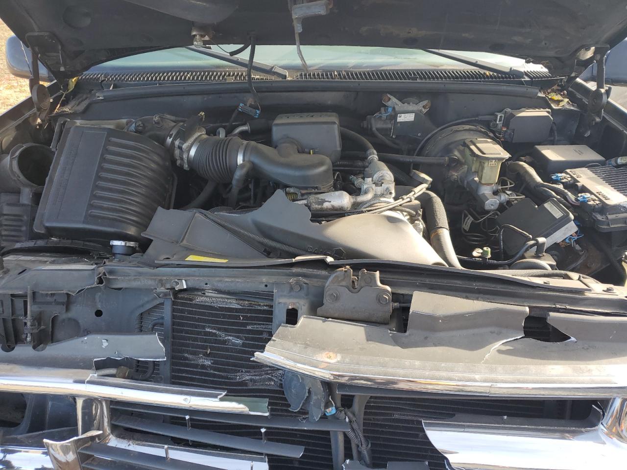 1999 Chevrolet Suburban K1500 VIN: 3GNFK16R1XG235858 Lot: 89655545