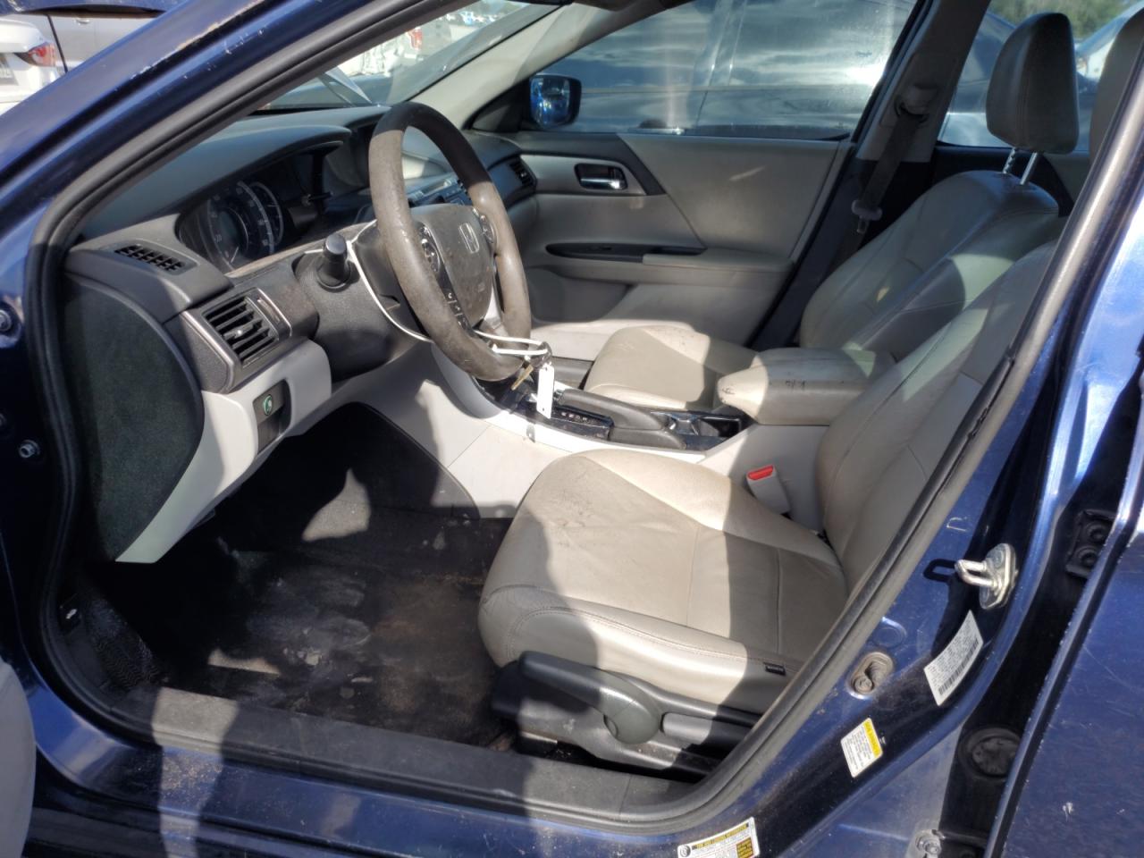 2015 Honda Accord Lx VIN: 1HGCR2F32FA017371 Lot: 82320855