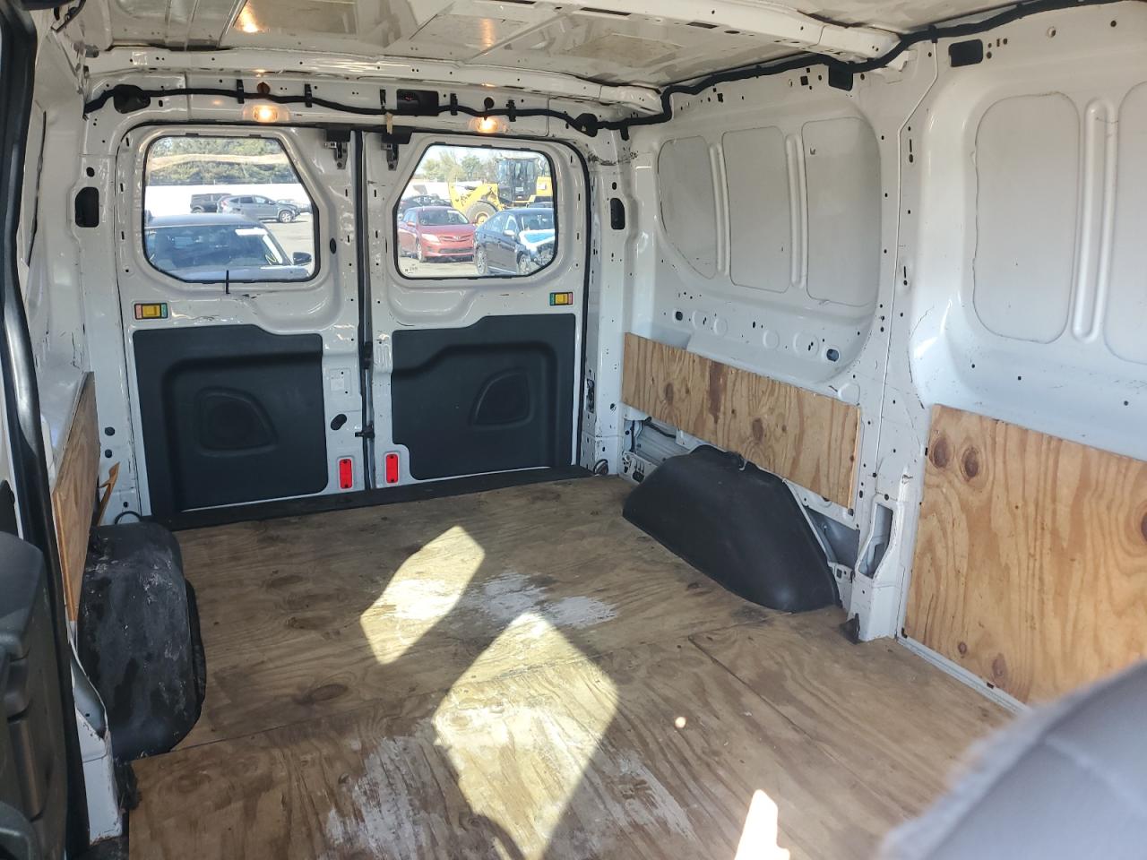 2015 Ford Transit T-250 VIN: 1FTNR1ZM9FKA37312 Lot: 85320365