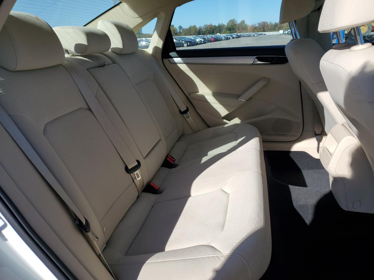 2017 Volkswagen Passat S VIN: 1VWAT7A34HC014438 Lot: 82577825