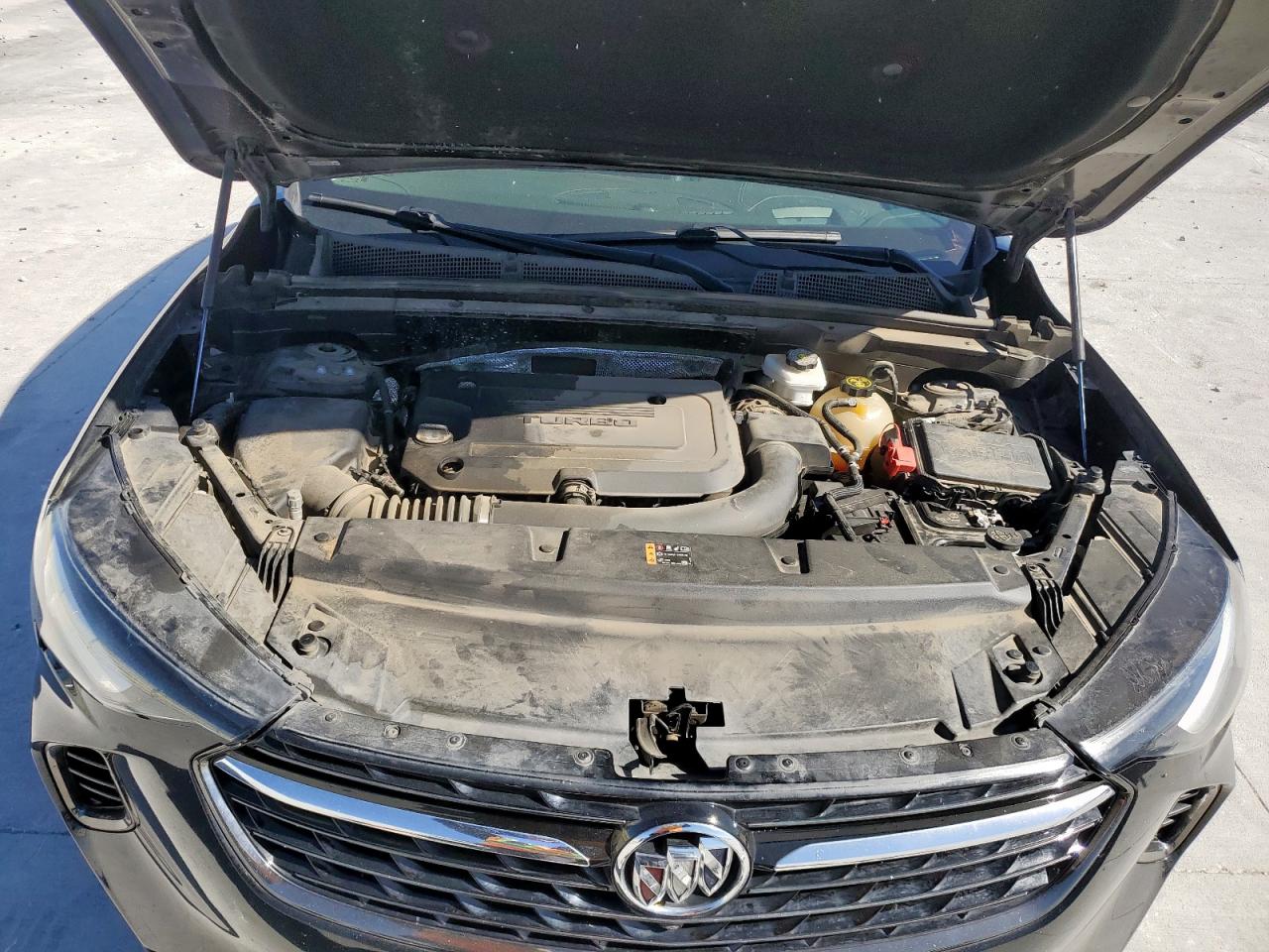 2022 Buick Envision Essence VIN: LRBFZNR48ND121702 Lot: 90302915