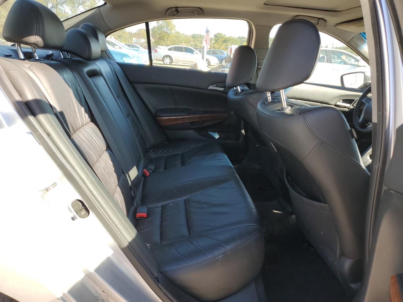 2011 Honda Accord Exl VIN: 1HGCP3F81BA009859 Lot: 86302985