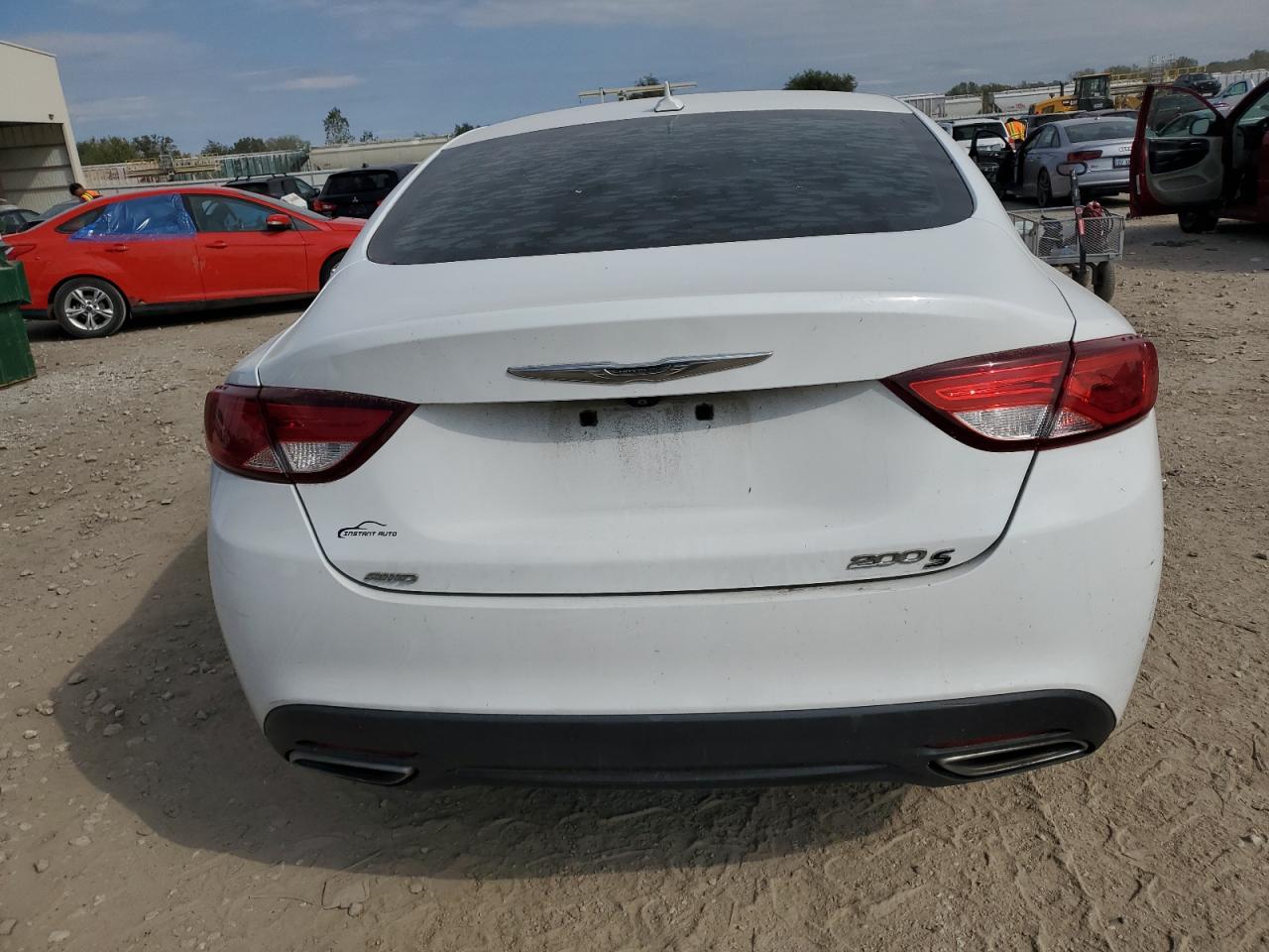 2015 Chrysler 200 S VIN: 1C3CCCDG3FN523347 Lot: 86219065