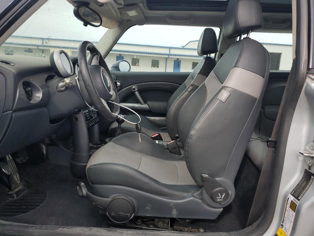 2005 Mini Cooper S VIN: WMWRE33535TL14309 Lot: 86205445