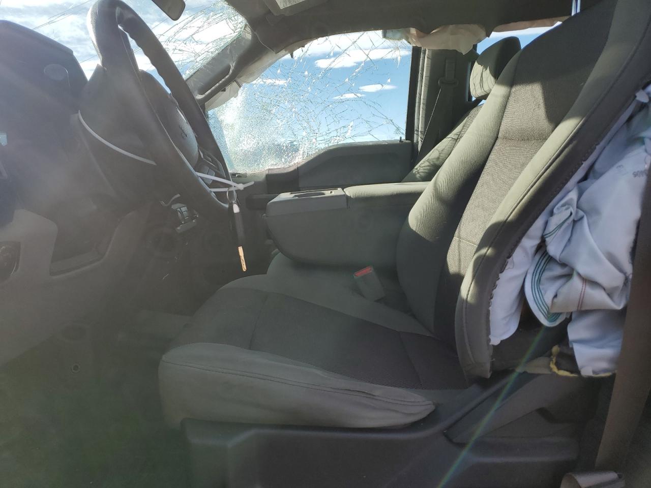 2015 Ford F150 Supercrew VIN: 1FTEW1EP1FFC13089 Lot: 89710405