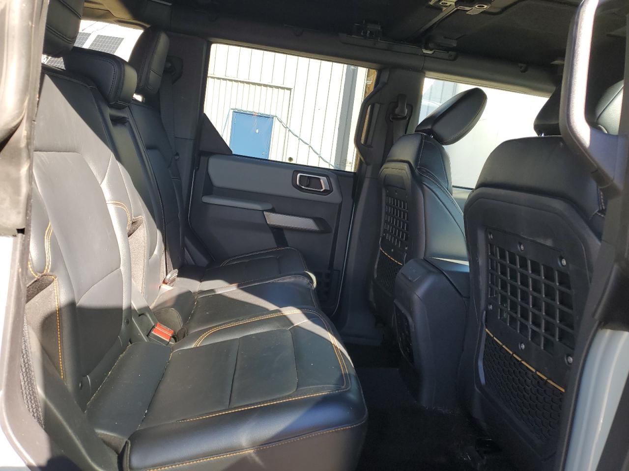 2022 Ford Bronco Base VIN: 1FMEE5DP0NLB03075 Lot: 89563105