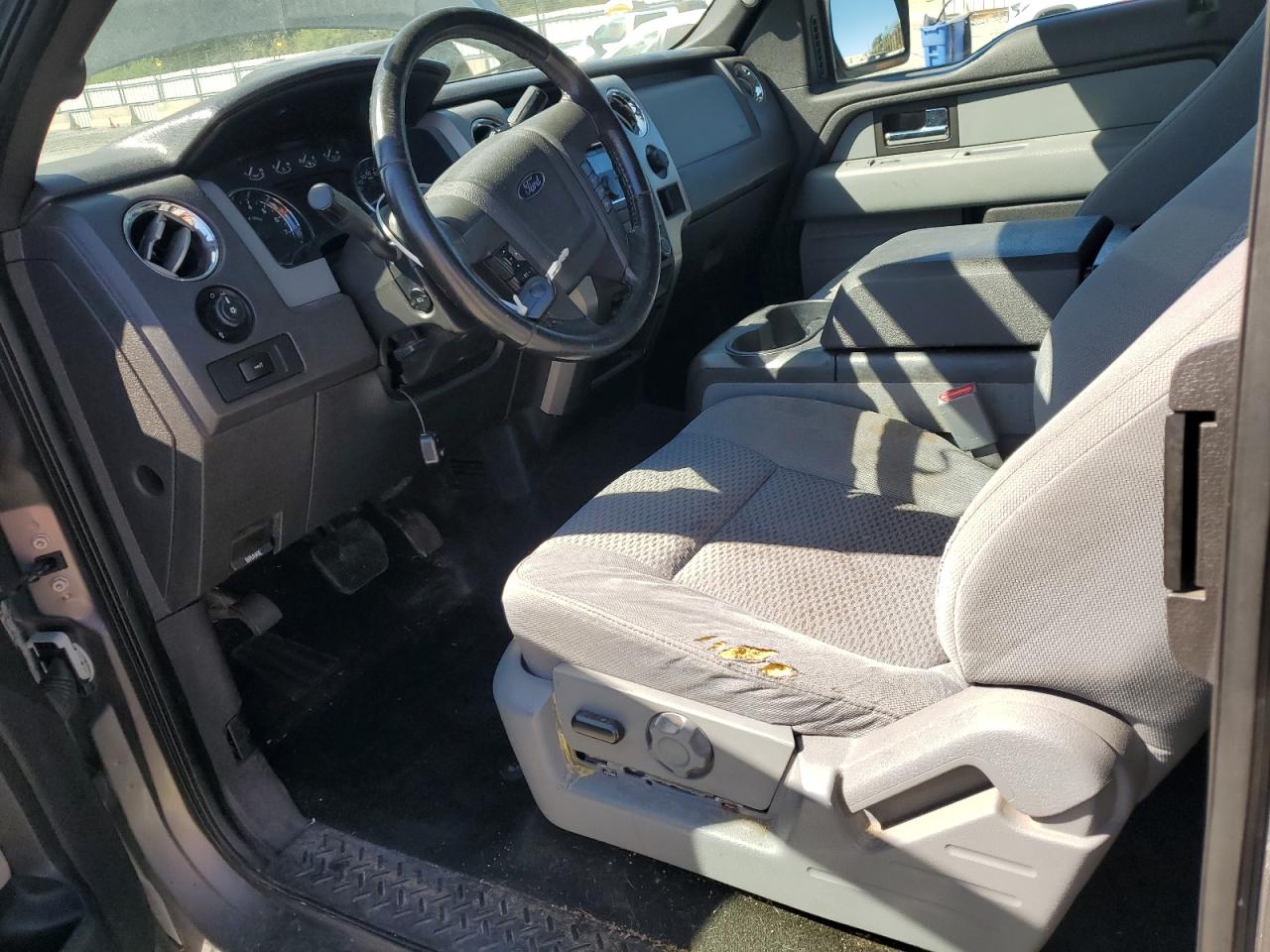 2012 Ford F150 Super Cab VIN: 1FTFX1EF0CFA67899 Lot: 86781495