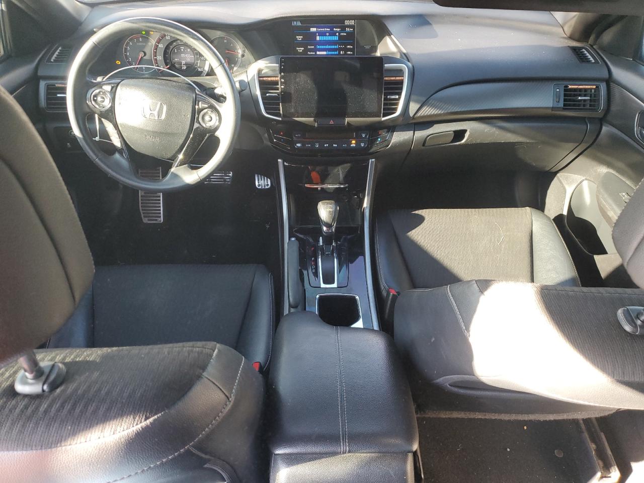 2016 Honda Accord VIN: 1HGCR2F52GA189662 Lot: 82330295