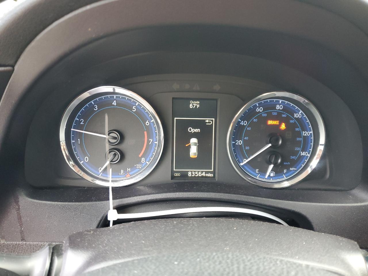 2017 Toyota Corolla L VIN: 2T1BURHE4HC751668 Lot: 84442445