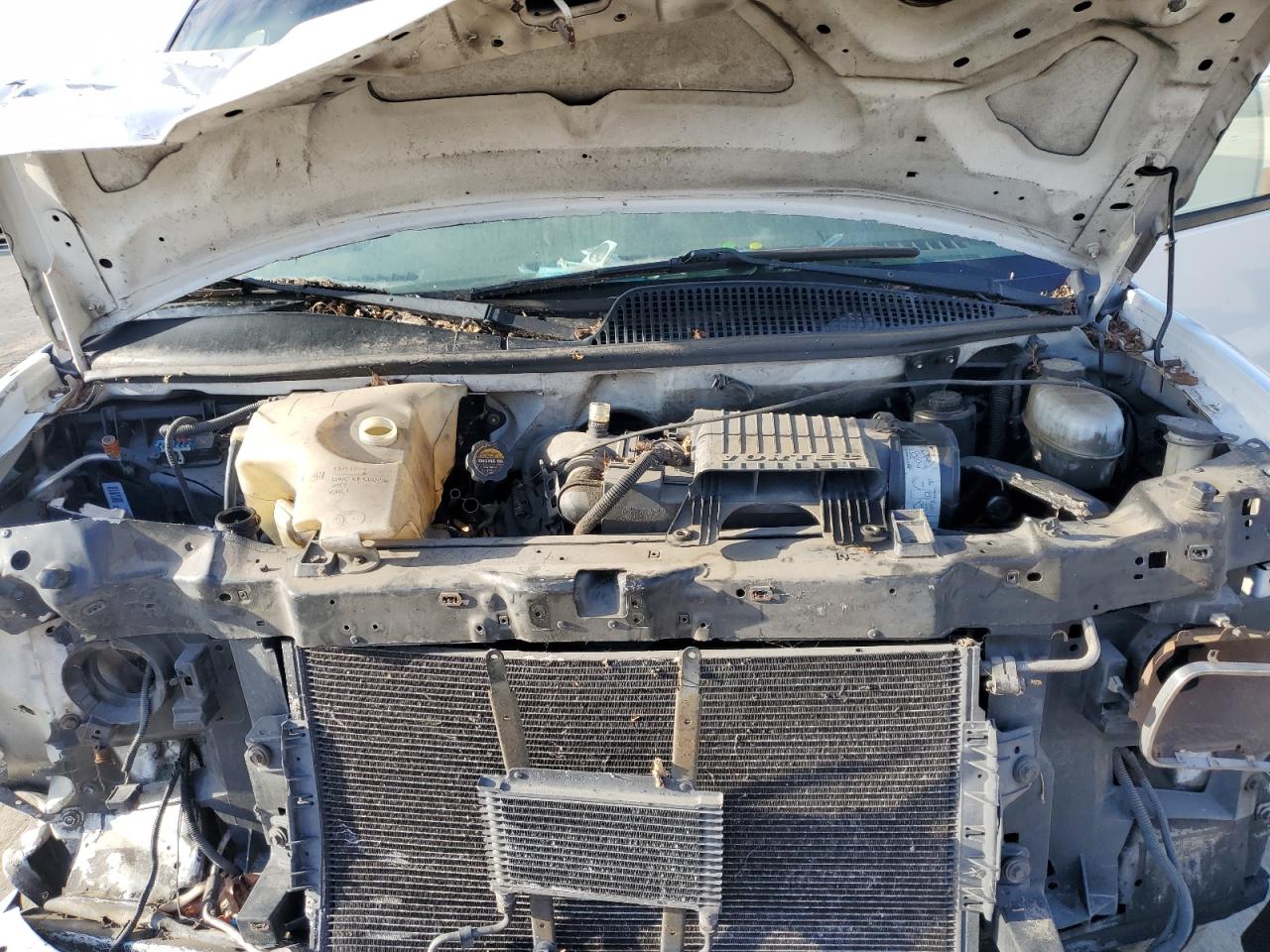 2003 GMC Savana Box Truck VIN: 1GDGG31V231904805 Lot: 89918755