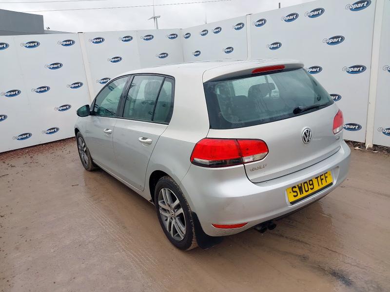 2009 VOLKSWAGEN GOLF S TSI S-A 