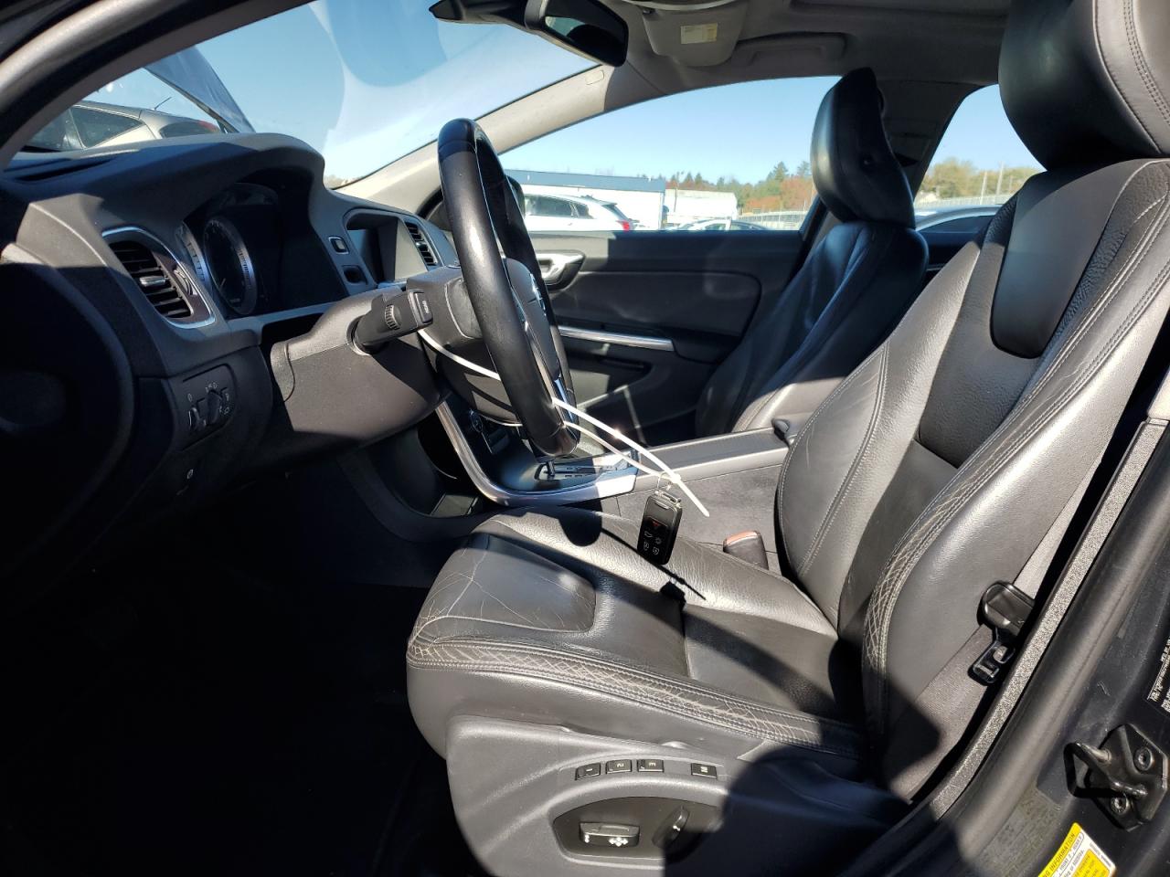 2012 Volvo S60 T5 VIN: YV1622FS5C2145546 Lot: 89854045