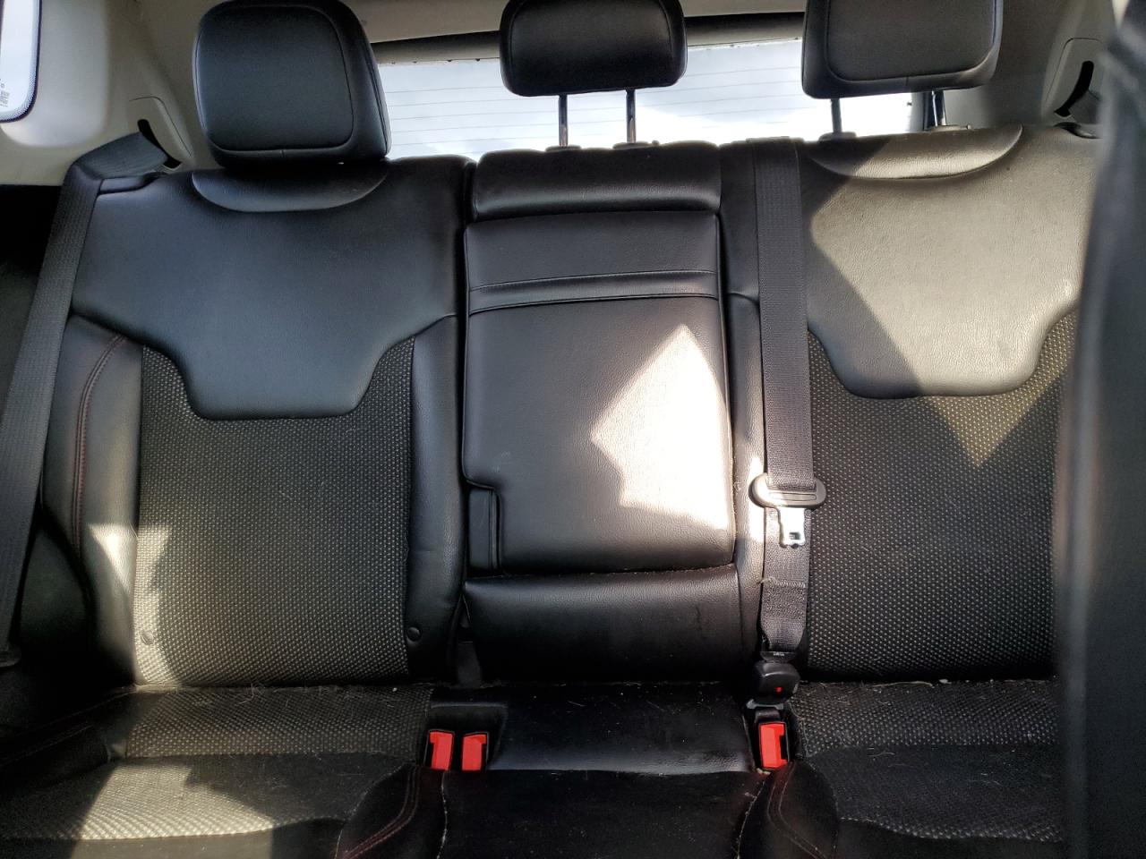 2018 Jeep Compass Trailhawk VIN: 3C4NJDDB4JT187575 Lot: 85652975