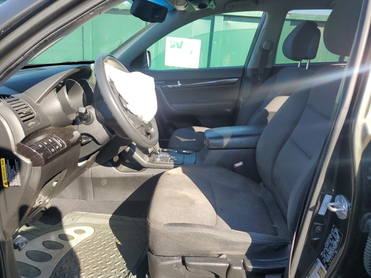 2011 Kia Sorento Base VIN: 5XYKT4A1XBG114647 Lot: 82366935