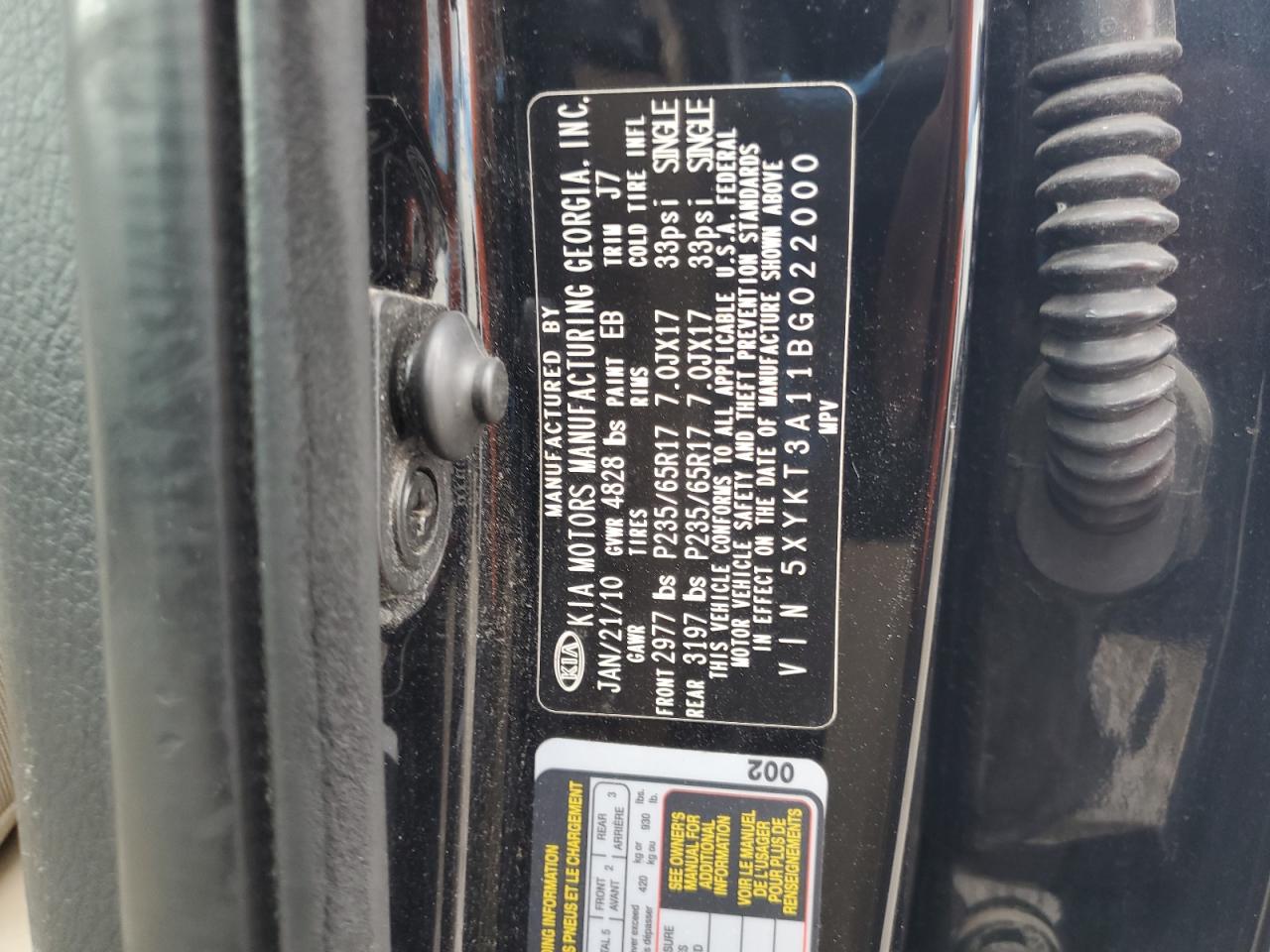 2011 Kia Sorento Base VIN: 5XYKT3A11BG022000 Lot: 82305685