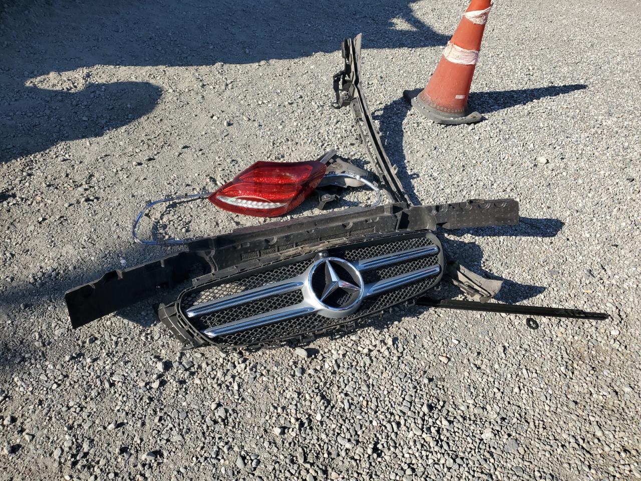 2019 Mercedes-Benz E 300 VIN: WDDZF4JB1KA547536 Lot: 84947845