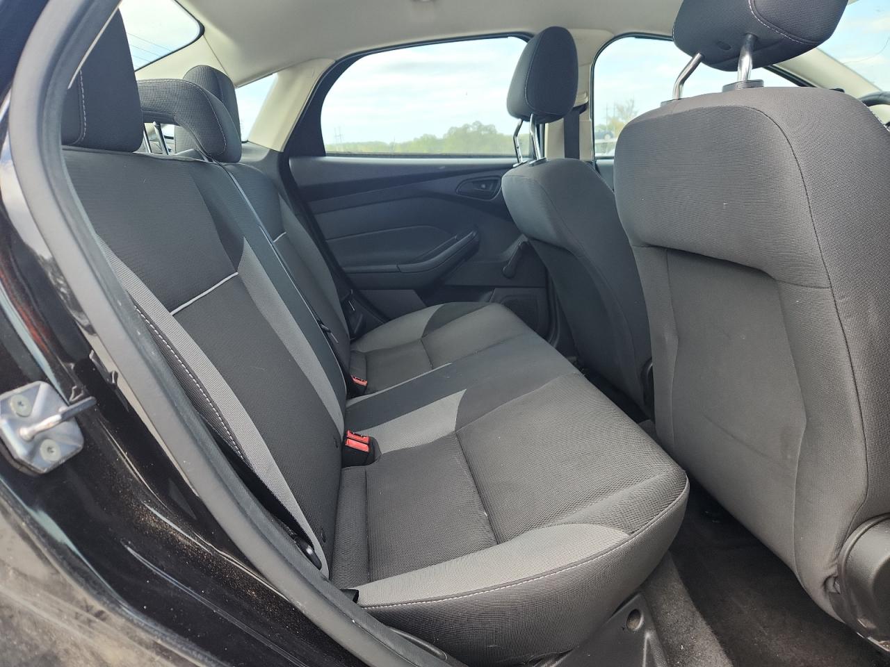 2012 Ford Focus S VIN: 1FAHP3E29CL443587 Lot: 86248665