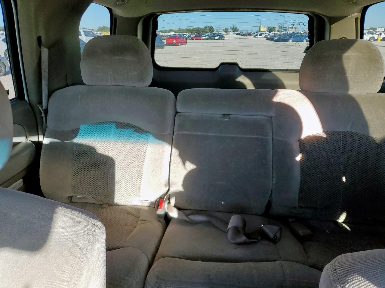 2002 Chevrolet Tahoe C1500 VIN: 1GNEC13Z72J199226 Lot: 90643225