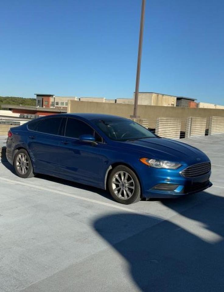 2017 Ford Fusion Se blue sedan gas 3FA6P0HD0HR340313 photo #1