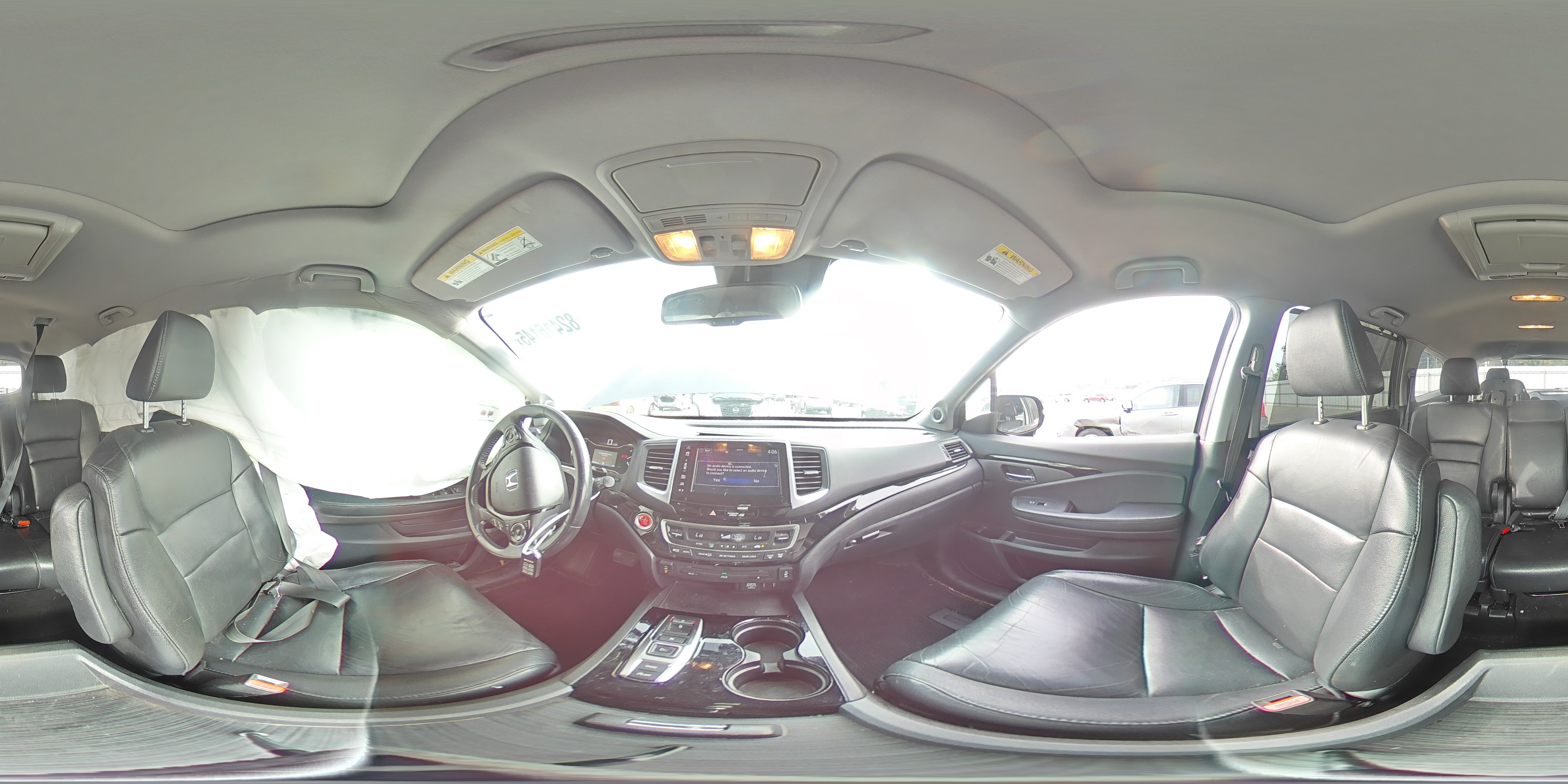 2017 Honda Pilot Touring VIN: 5FNYF5H92HB008289 Lot: 82416145