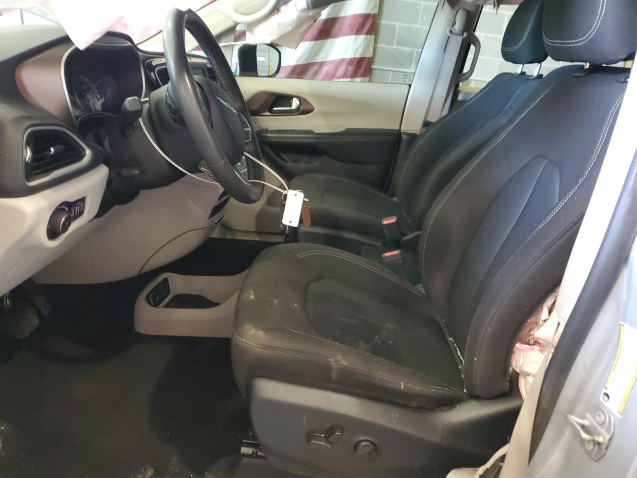 2022 Chrysler Voyager Lx VIN: 2C4RC1CG5NR230028 Lot: 86163815