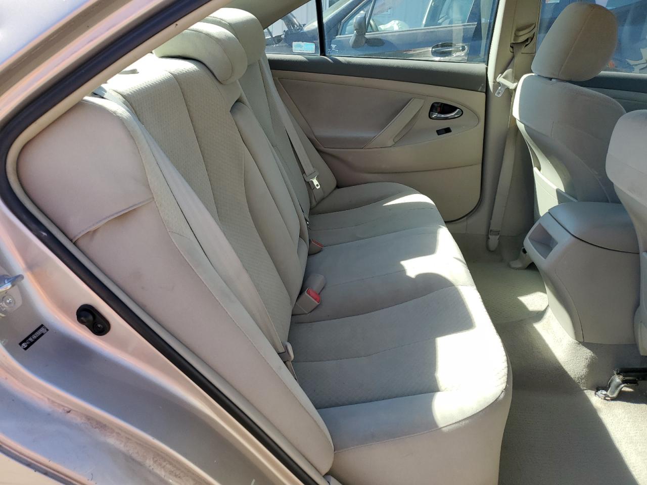 2009 Toyota Camry Base VIN: 4T1BE46KX9U898862 Lot: 84802995