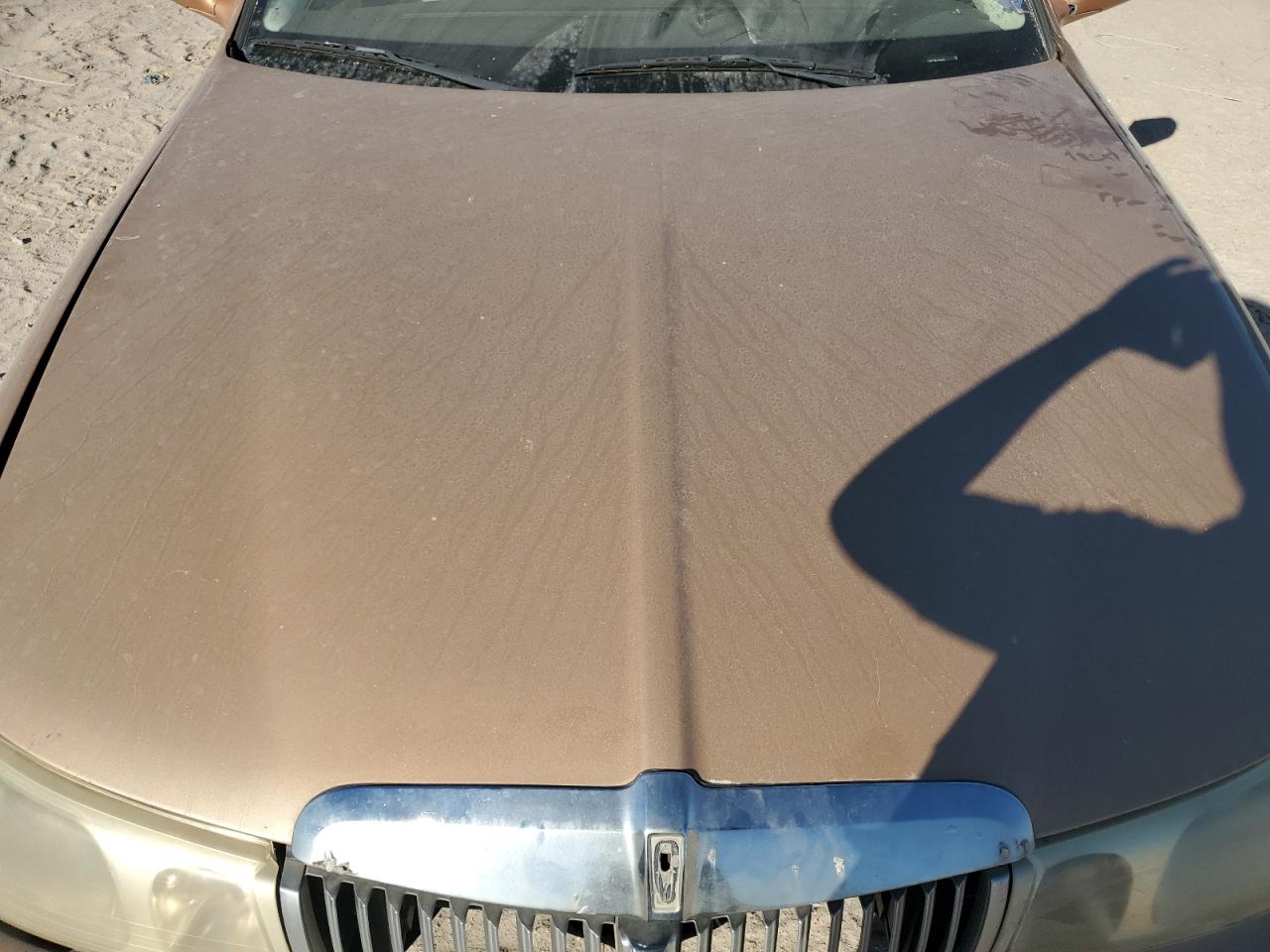 1998 Lincoln Town Car Cartier VIN: 1LNFM83W2WY619184 Lot: 87254435