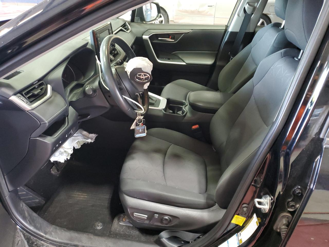 2021 Toyota Rav4 Xle VIN: JTMP1RFV0MD076318 Lot: 86268495