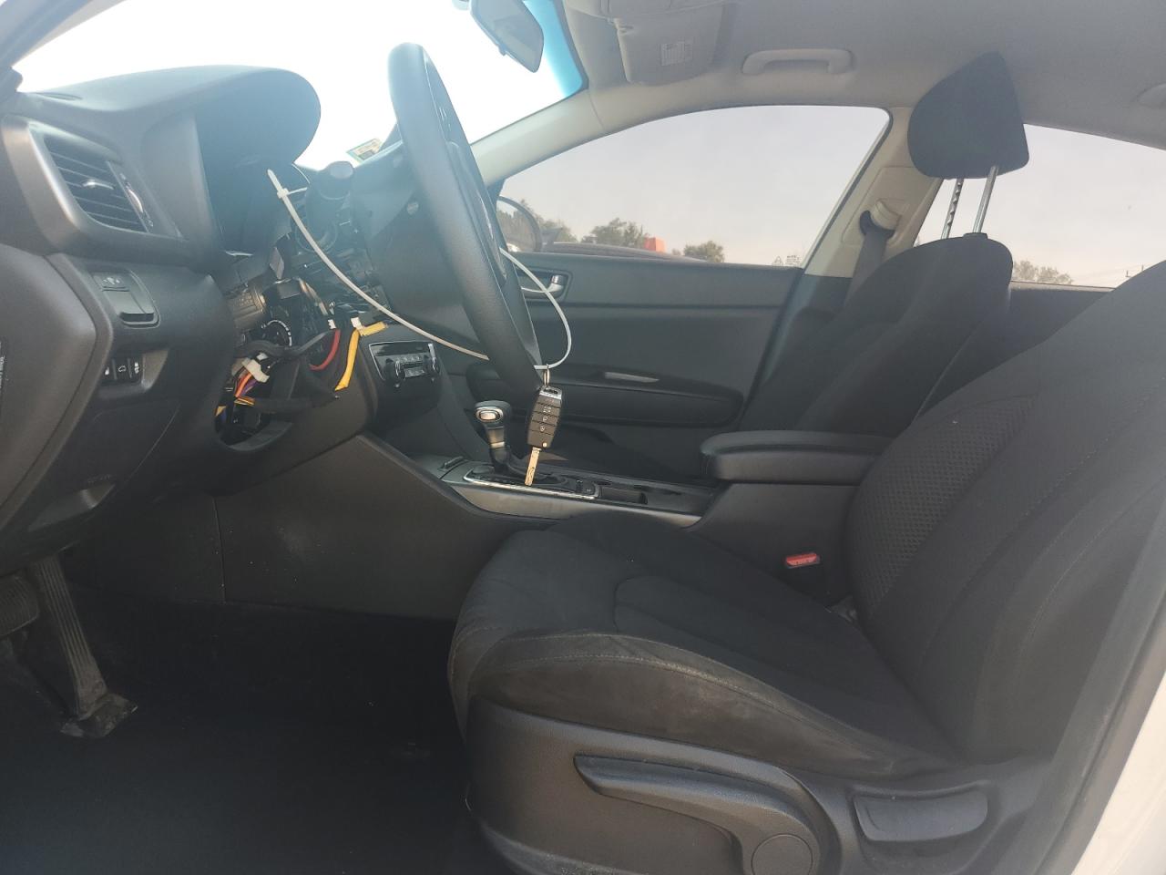 2016 Kia Optima Lx VIN: KNAGT4L30G5088027 Lot: 85298115