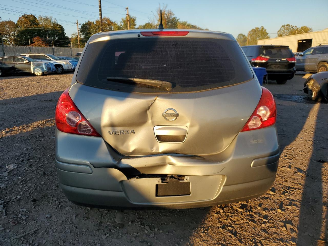 2009 Nissan Versa S VIN: 3N1BC13E89L395576 Lot: 81951945