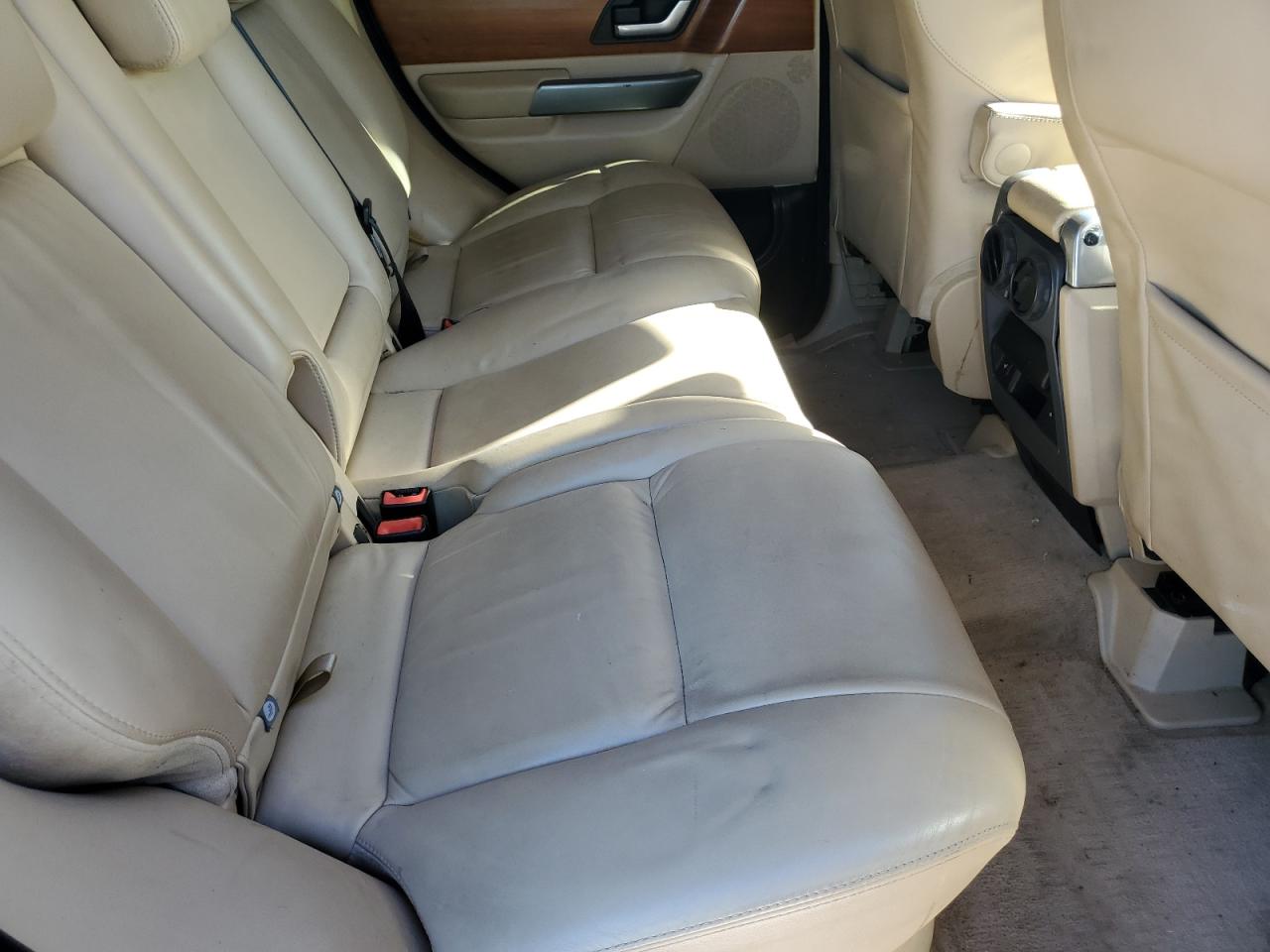 2007 Land Rover Range Rover Sport Hse VIN: SALSK25427A998739 Lot: 82347235