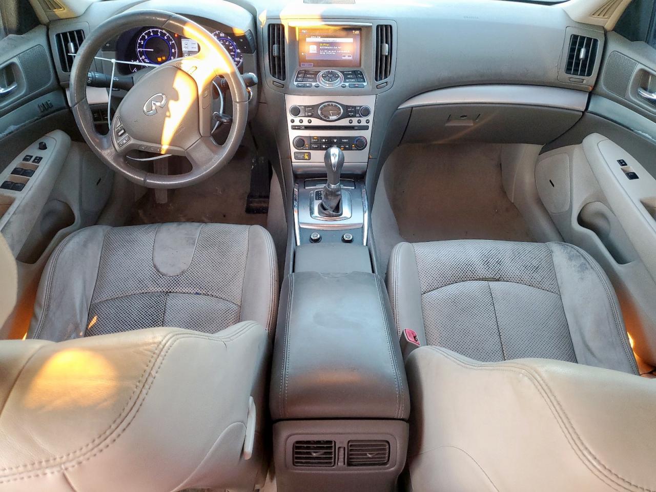 2010 Infiniti G37 Base VIN: JN1CV6APXAM405955 Lot: 86493825